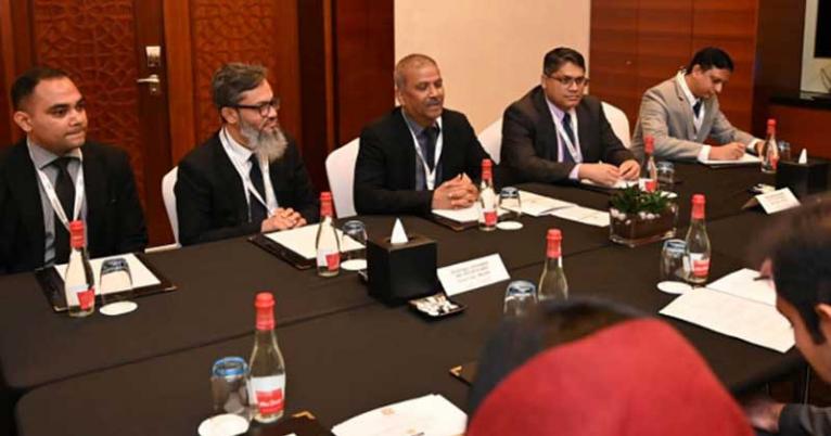 শ্রম অভিবাসনের ক্ষেত্রে পারস্পরিক সহযোগিতা জোরদারের আহ্বান প্রবাসী কল্যাণ উপদেষ্টার