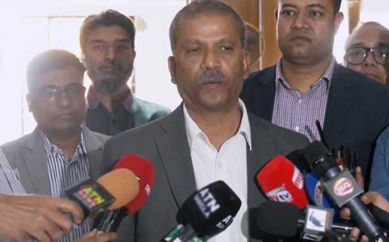 নতুন মন্ত্রিপরিষদে থাকার প্রশ্নে যা বললেন আসিফ নজরুল