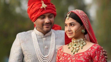 তুমি আমাকে ম্যানিপুলেট করে বিয়ে করেছ : স্পর্শিয়া