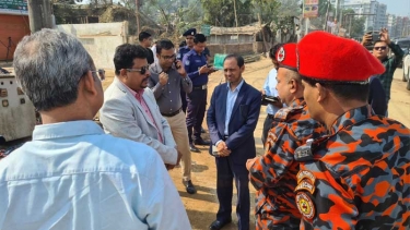 কক্সবাজারে গ্যাস পাম্পে অগ্নিকাণ্ড, ক্ষতিগ্রস্তদের তালিকা তৈরি