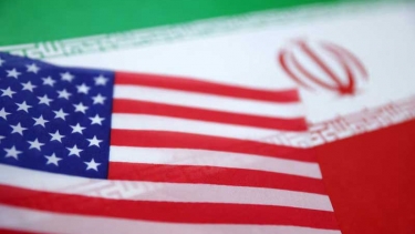 হামলার আশঙ্কার মধ্যেই তৃতীয় দফার আলোচনায় বসছে যুক্তরাষ্ট্র-ইরান