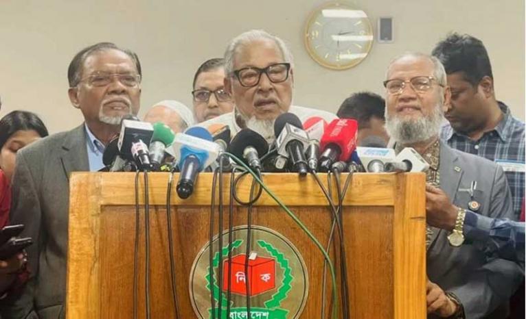 সুষ্ঠু ও নিরপেক্ষ নির্বাচন নিশ্চিতে ইসিকে কঠোর ভূমিকা পালনের আহ্বান বিএনপির