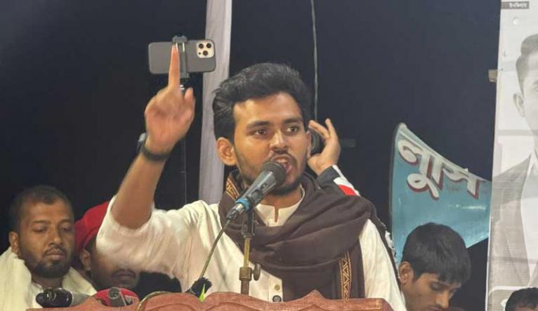 ফজরের নামাজ পড়ে ভোট কেন্দ্রে গিয়ে নিরাপত্তা নিশ্চিত করতে হবে: আসিফ মাহমুদ