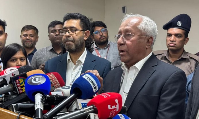 গণমাধ্যমকে অপতথ্য ছড়ানো থেকে বিরত থাকার আহ্বান ইসি সচিবের