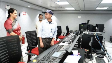 বিটিভিকে আঠারো কোটি মানুষের চ্যানেল হয়ে উঠতে হবে - তথ্য উপদেষ্টা