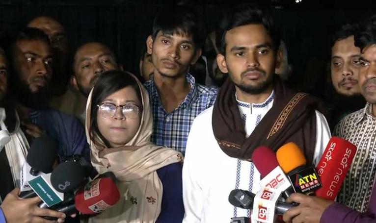 আওয়ামী লীগ আমলের মতো তাণ্ডব দেখতে পাচ্ছি : আসিফ মাহমুদ