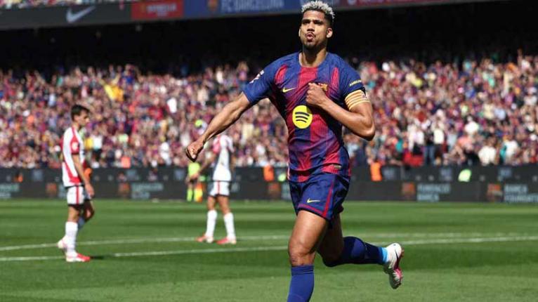 ভাইয়েকানোর বিপক্ষে কষ্টার্জিত জয়ে ব্যবধান বাড়াল বার্সেলোনা