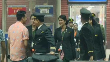 দেশে ফিরেছেন দোহায় আটকে থাকা বিমানের ১২ ক্রু