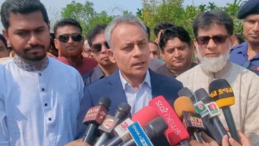 ঈদ যাত্রা নির্বিঘ্ন করতে পাবলিক পরিবহনে পর্যাপ্ত তেল দেওয়া হচ্ছে