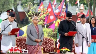 শপথগ্রহণ করলেন নেপালের সর্বকনিষ্ঠ প্রধানমন্ত্রী