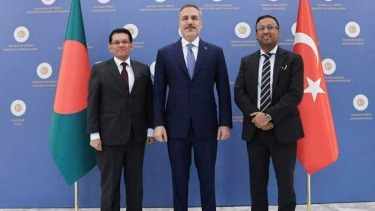 বাংলাদেশ-তুরস্ক পররাষ্ট্রমন্ত্রীর উচ্চপর্যায়ের বৈঠক অনুষ্ঠিত