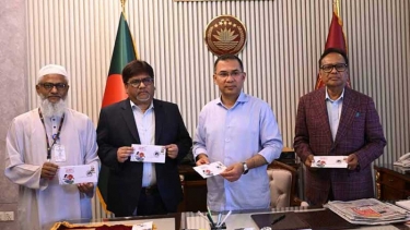 স্বাধীনতা দিবস উপলক্ষে স্মারক ডাকটিকিট উন্মোচন করলেন প্রধানমন্ত্রী