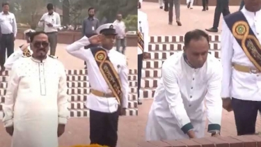 জাতীয় স্মৃতিসৌধে নবনির্বাচিত স্পিকার ও ডেপুটি স্পিকারের শ্রদ্ধা