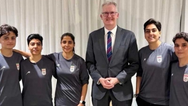 অস্ট্রেলিয়ায় আশ্রয় পেলেন ইরানের ৫ নারী ফুটবলার