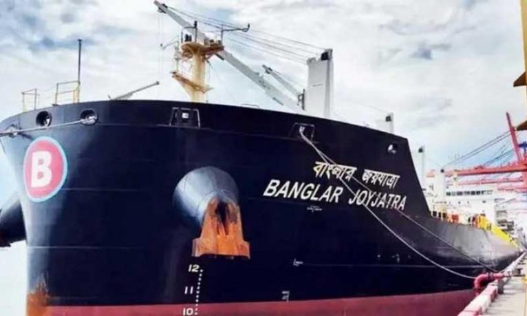 মিসাইল আতঙ্কে হরমুজ পেরোতে পারেনি বাংলাদেশি জাহাজ