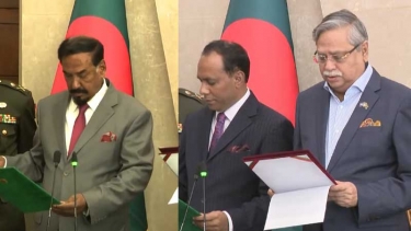 স্পিকার-ডেপুটি স্পিকারকে শপথ পড়ালেন রাষ্ট্রপতি