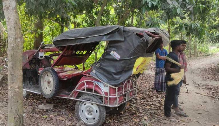সালথায় নসিমন-ইজিবাইক মুখোমুখি সংঘর্ষে বৃদ্ধ নিহত
