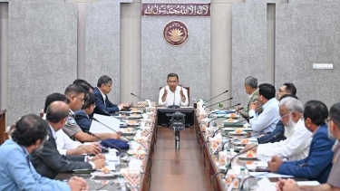 ঢাকার ট্রাফিক ব্যবস্থাপনা ঢেলে সাজানোর উদ্যোগ নিয়েছে সরকার