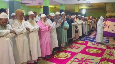 সৌদির সঙ্গে মিল রেখে দিনাজপুরের অর্ধশতাধিক স্থানে ঈদের জামাত