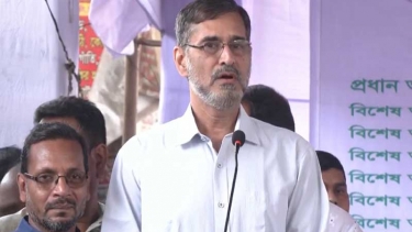 গার্মেন্টস শ্রমিকদের ছুটির বিষয়ে যে অনুরোধ জানালেন ডিএমপি কমিশনার