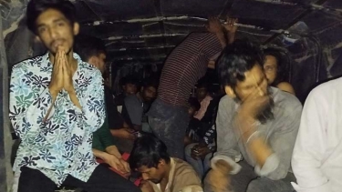 টঙ্গীতে পুলিশের বিশেষ অভিযান, আটক ৫৪