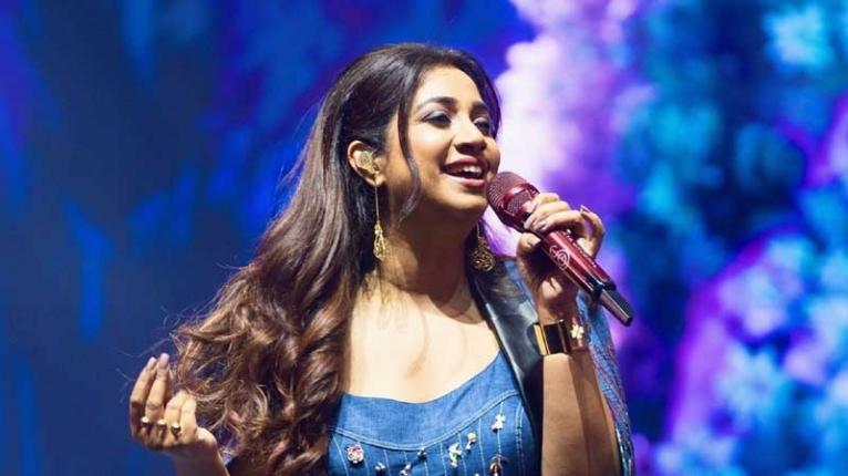 কড়া বার্তা দিয়ে যে সিদ্ধান্ত নিলেন শ্রেয়া ঘোষাল