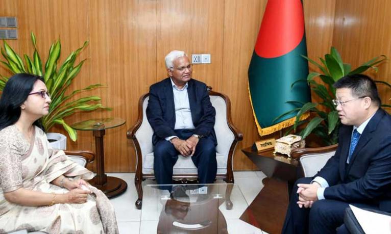 সমাজকল্যাণমন্ত্রী ও প্রতিমন্ত্রীর সঙ্গে চীনের রাষ্ট্রদূতের সাক্ষাৎ