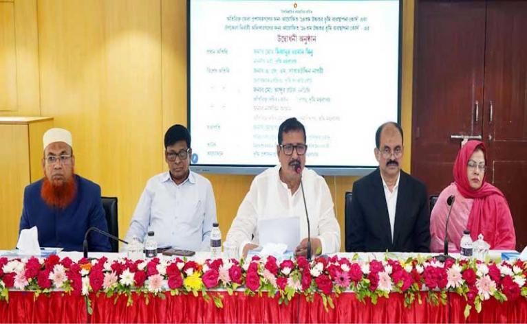 মাঠ পর্যায়ের কর্মকর্তাদের জনগণের প্রত্যাশা পূরণে কাজ করতে হবে - ভূমি মন্ত্রী