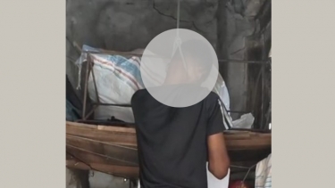 ফরিদপুরে গলায় ফাঁস দিয়ে এক ব্যক্তির আত্মহত্যা