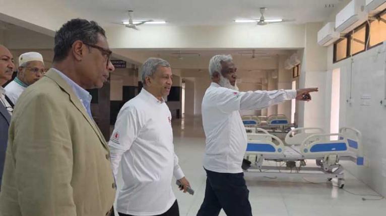 বক্ষব্যাধি হাসপাতালে ৪০ আইসিইউ বেড দ্রুত চালুর নির্দেশ স্বাস্থ্য প্রতিমন্ত্রীর