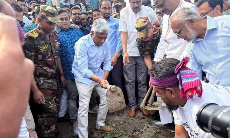 ভবদহের জলাবদ্ধতা নিরসনে খাল খনন উদ্বোধন