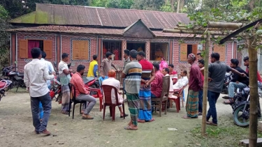 সরিষাবাড়ীতে পূর্ব শত্রুতার জেরে বসতবাড়ীতে হামলা ও নারীসহ আহত ৫