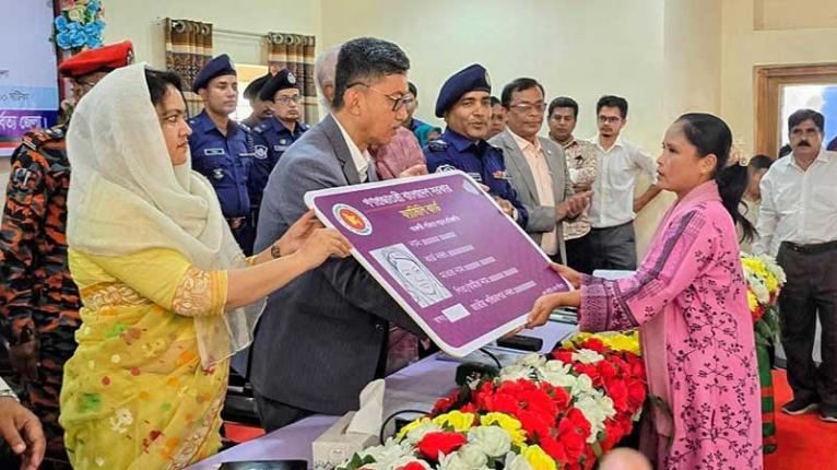 জনগণের সেবা করতে এসেছি, কোনো দলীয়করণ করা হয়নি: পার্বত্যমন্ত্রী