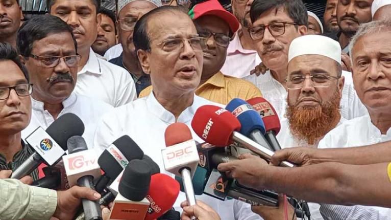 প্রাকৃতিক দুর্যোগে ব্যবস্থা নিতে সরকার কাজ করছে : ত্রাণমন্ত্রী