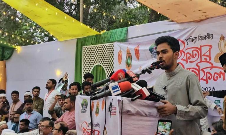 জুলাই সনদ বাস্তবায়নের জন্য রাজপথে নামতে প্রস্তুত আছি : আসিফ মাহমুদ