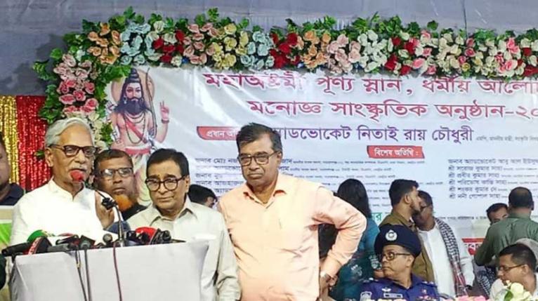 লাঙ্গলবন্দে সম্প্রীতি ও জাতীয় ঐক্যের বার্তা দিলেন সংস্কৃতিমন্ত্রী