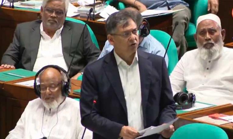 সংবিধান সংশোধনে সংসদে বিশেষ কমিটি গঠনের প্রস্তাব স্বরাষ্ট্রমন্ত্রীর