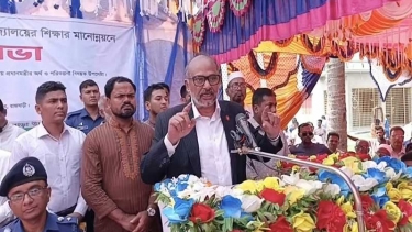 ভিজিএফ কার্ড আমার স্ত্রীও পাবে, এমপির স্ত্রীও পাবে: অর্থ উপদেষ্টা তিতুমীর