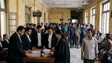 বিচার যখন আইনি মারপ্যাঁচে বন্দি, মাদক নির্মূলে বাধা কোথায়?