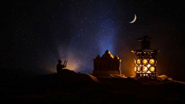 আজ পবিত্র ‘লাইলাতুল কদর’