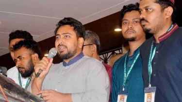 আদালতকে রাজনৈতিকভাবে ব্যবহারের চেষ্টা চলছে : নাহিদ ইসলাম