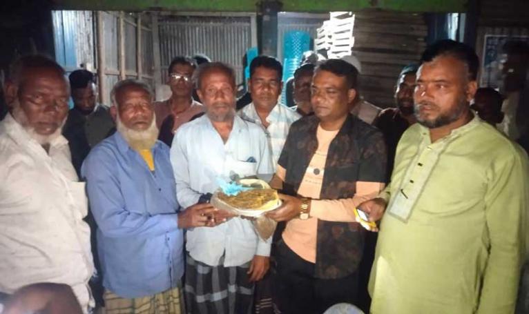 সরিষাবাড়ীতে এলাকাবাসীর মাদকবিরোধী অভিযান ১ কেজি গাঁজা উদ্ধার ও পুলিশের কাছে হস্তান্তর