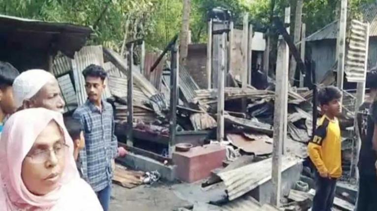 ফরিদপুরে আগুন দিয়ে কিশোর হত্যার অভিযোগ