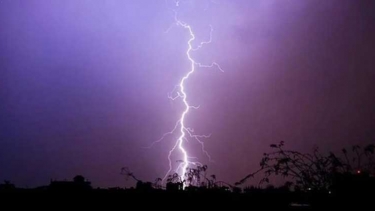 গাইবান্ধায় বজ্রাঘাতে প্রাণ গেল ৩ জনের