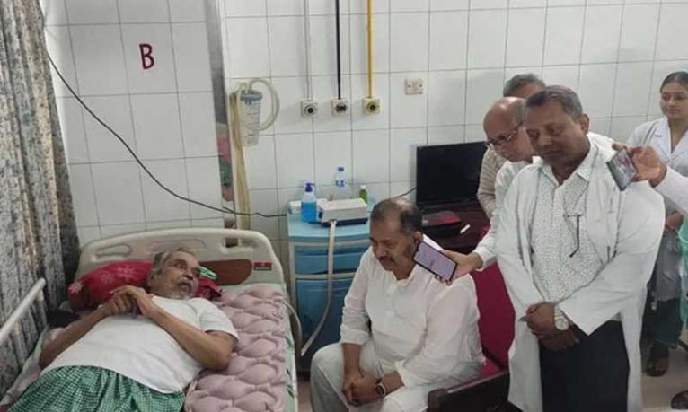 প্রবীণ সাংবাদিকদের অবসর ভাতা বাস্তবায়নে কাজ করছে সরকার - তথ্যমন্ত্রী