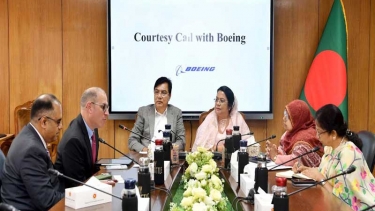 বেসামরিক বিমান পরিবহন ও পর্যটন মন্ত্রীর সঙ্গে বোয়িং ভাইস প্রেসিডেন্টের সাক্ষাৎ