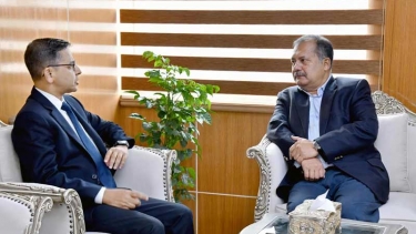 তথ্যমন্ত্রীর সঙ্গে ভারতীয় হাইকমিশনারের সাক্ষাৎ