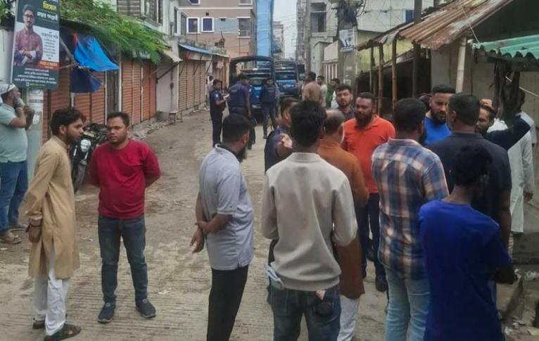 নারায়ণগঞ্জে দুই গ্রুপের গোলাগুলি, দুই শিক্ষার্থী আহত