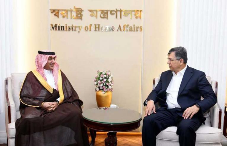 সৌদির ২২ হাজার রোহিঙ্গাকে বাংলাদেশি পাসপোর্ট দেওয়া হয়েছে: স্বরাষ্ট্রমন্ত্রী