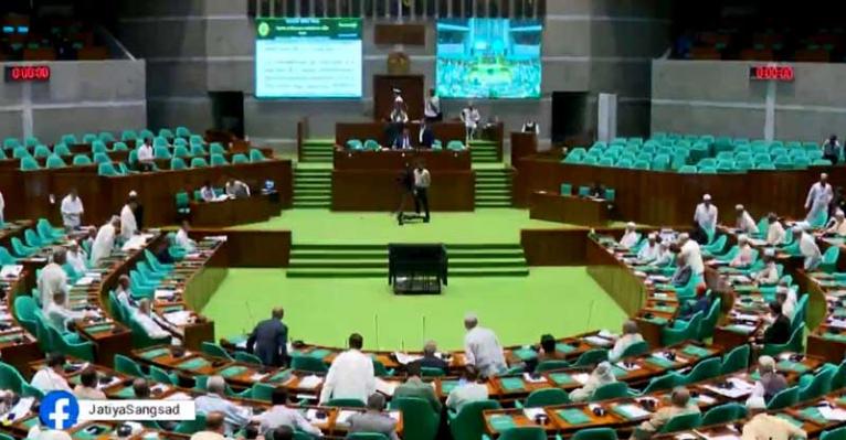 দেশের অর্থনীতিকে অগ্রসর, অন্তর্ভুক্তিমূলক ও টেকসই করতে সরকার প্রতিশ্রুতিবদ্ধ: অর্থমন্ত্রী